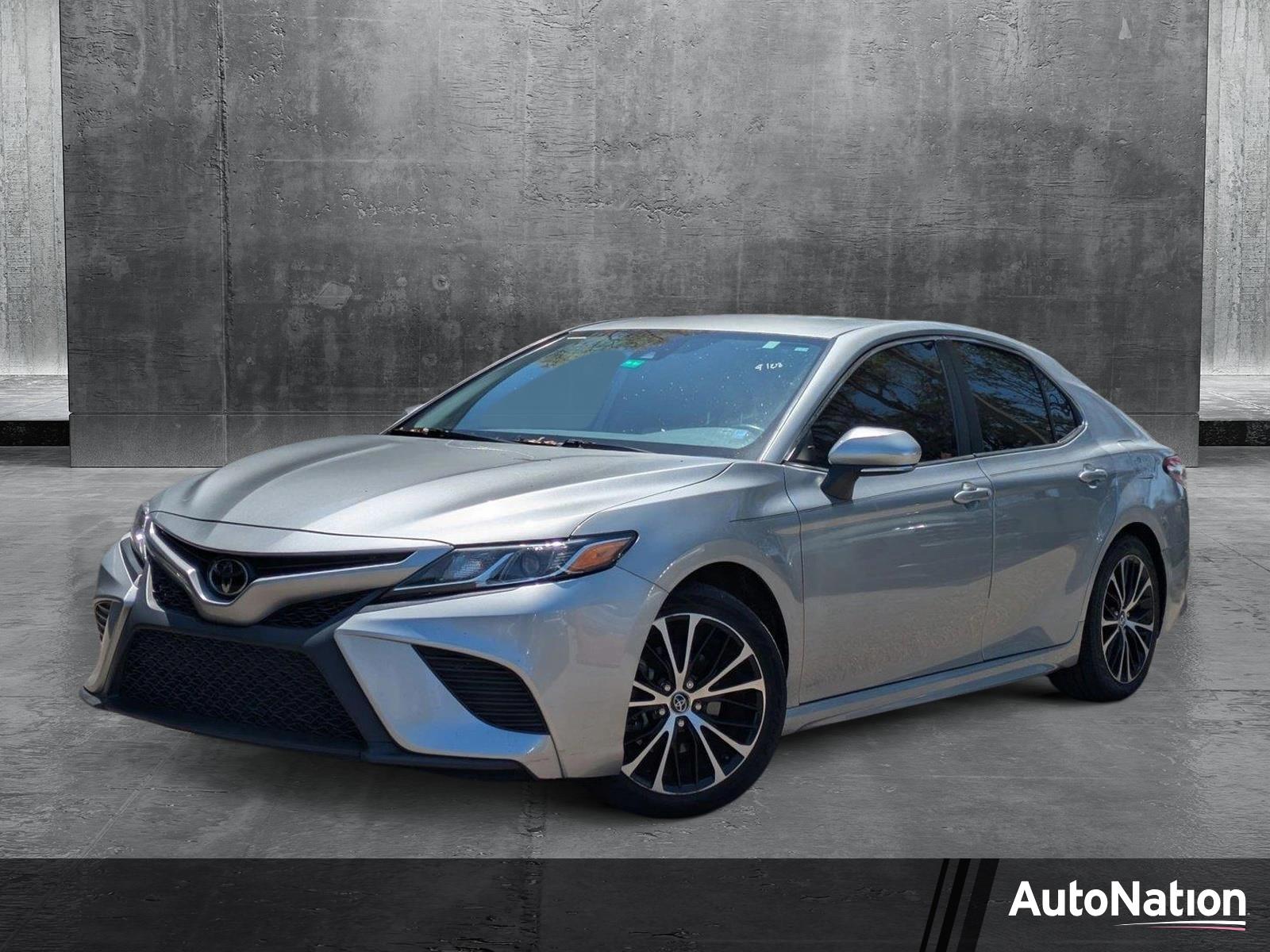 2020 Toyota Camry Vehicle Photo in GREENACRES, FL 33463-3207