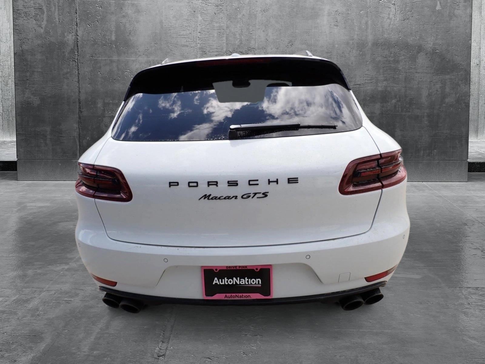 2018 Porsche Macan Vehicle Photo in DENVER, CO 80221-3610