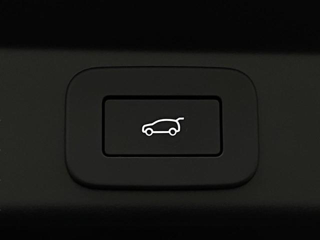 2025 Range Rover Sport Vehicle Photo in Appleton, WI 54913