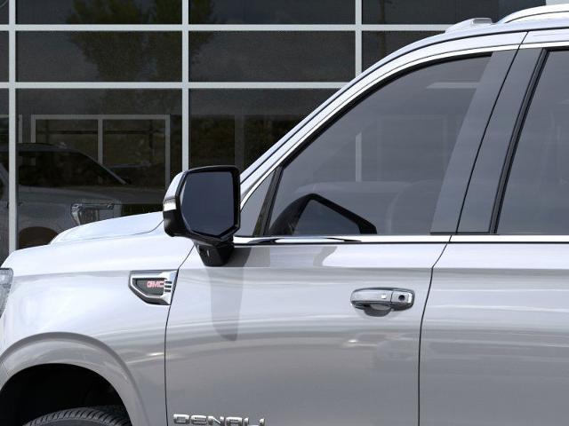 2025 GMC Yukon XL Vehicle Photo in GREEN BAY, WI 54303-3330