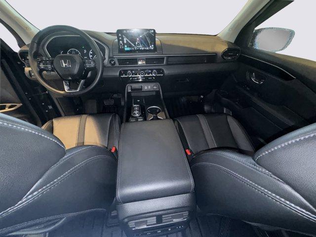 2023 Honda Pilot Vehicle Photo in LEOMINSTER, MA 01453-2952