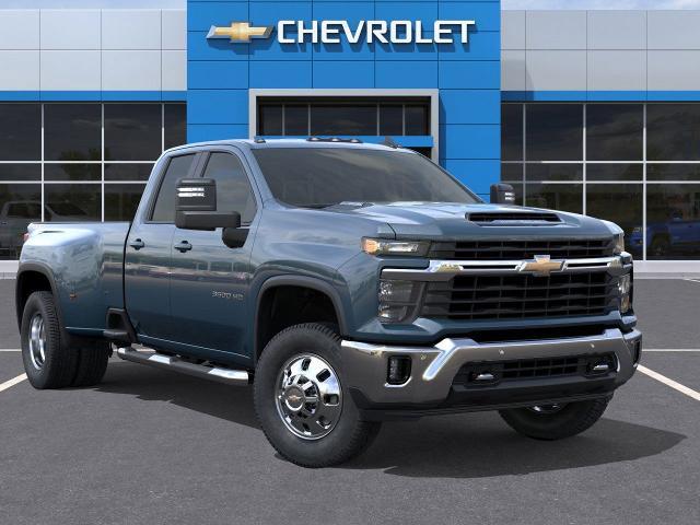 2025 Chevrolet Silverado 3500 HD Vehicle Photo in EVERETT, WA 98203-5662