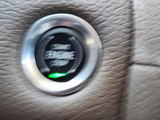 2023 GMC Yukon XL Vehicle Photo in DENTON, TX 76210-9321