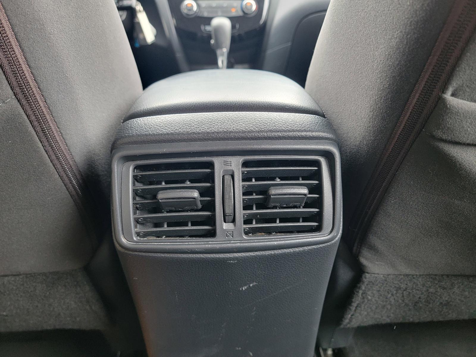 2016 Nissan Rogue Vehicle Photo in Harrisburg, PA 17111