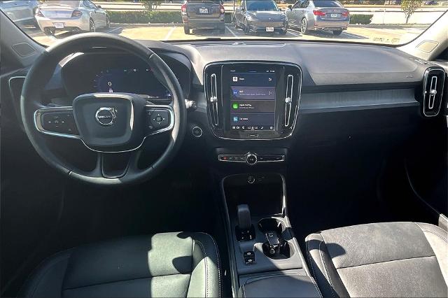 2024 Volvo XC40 Vehicle Photo in Houston, TX 77007