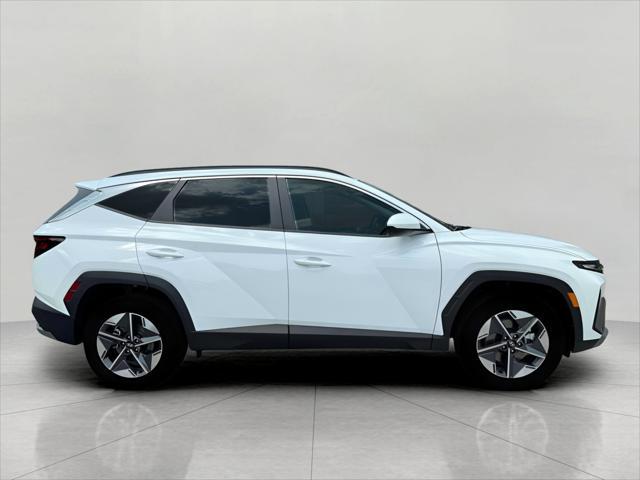 2025 Hyundai TUCSON Vehicle Photo in Green Bay, WI 54304