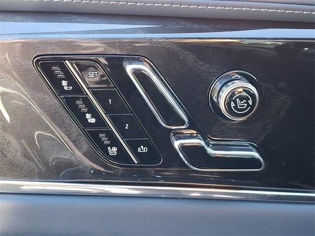2025 Cadillac ESCALADE IQ Vehicle Photo in ALLENTOWN, PA 18103-7399