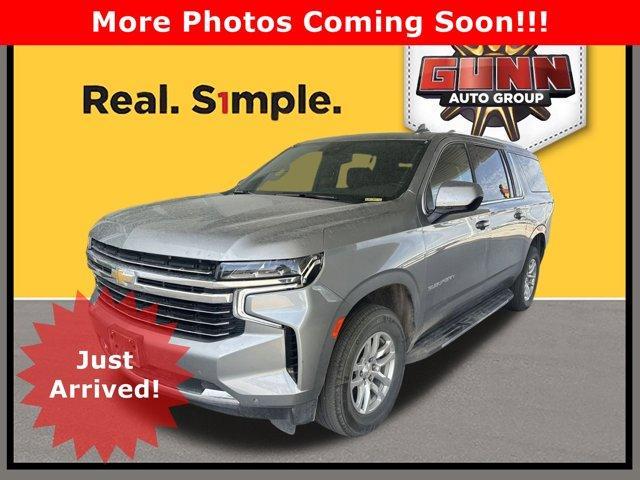 2024 Chevrolet Suburban Vehicle Photo in SELMA, TX 78154-1459