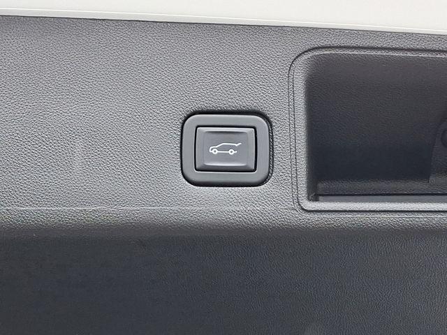 2024 GMC Terrain Vehicle Photo in DANBURY, CT 06810-5034