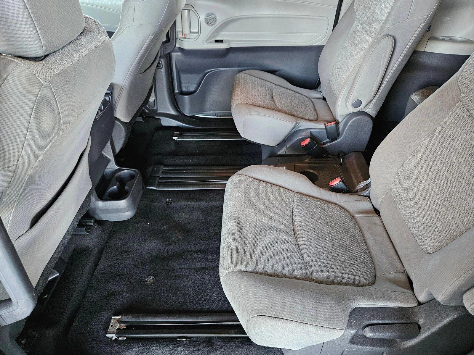 2021 Toyota Sienna Vehicle Photo in Henderson, NV 89014