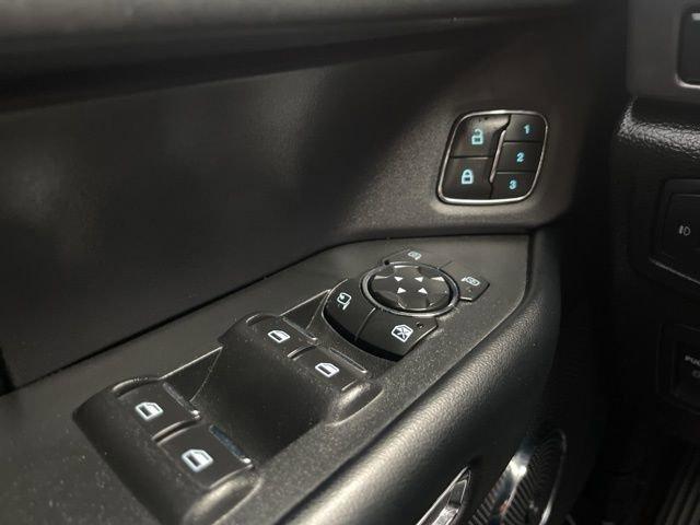 2020 Ford Expedition Max Vehicle Photo in MEDINA, OH 44256-9631