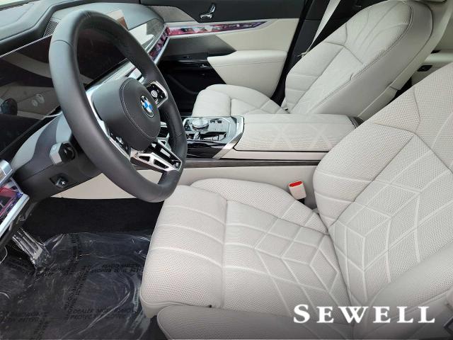 2025 BMW 760i xDrive Vehicle Photo in PLANO, TX 75024