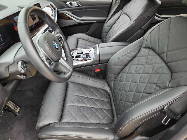 2024 BMW X7 xDrive40i Vehicle Photo in PLANO, TX 75024