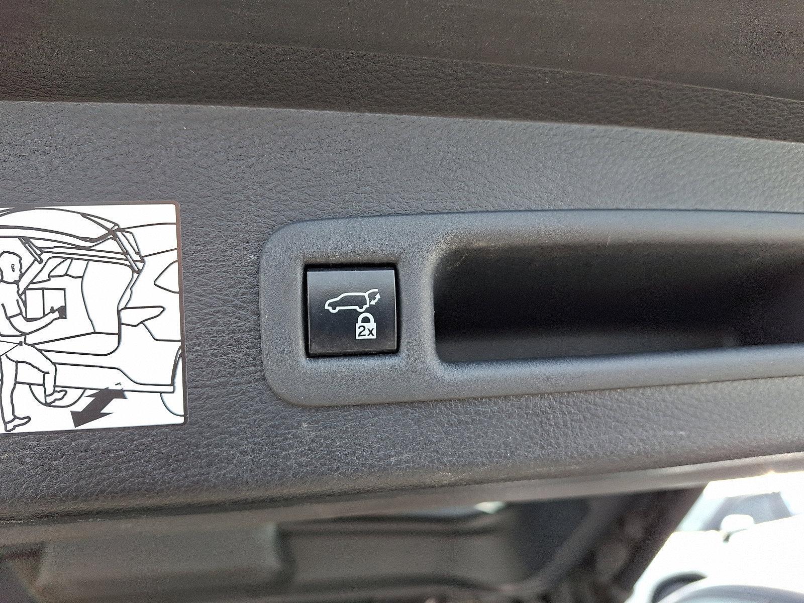 2021 Toyota Sienna Vehicle Photo in Harrisburg, PA 17111