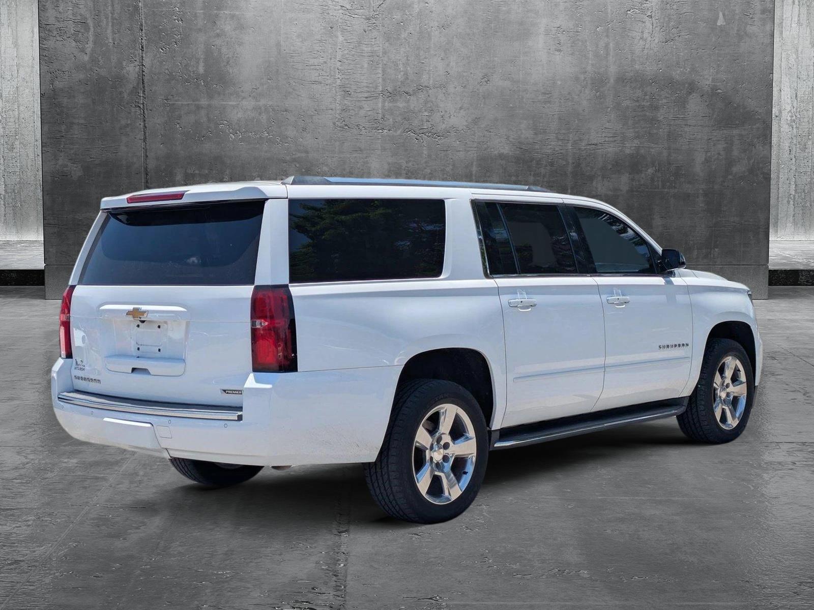 2017 Chevrolet Suburban Vehicle Photo in GREENACRES, FL 33463-3207