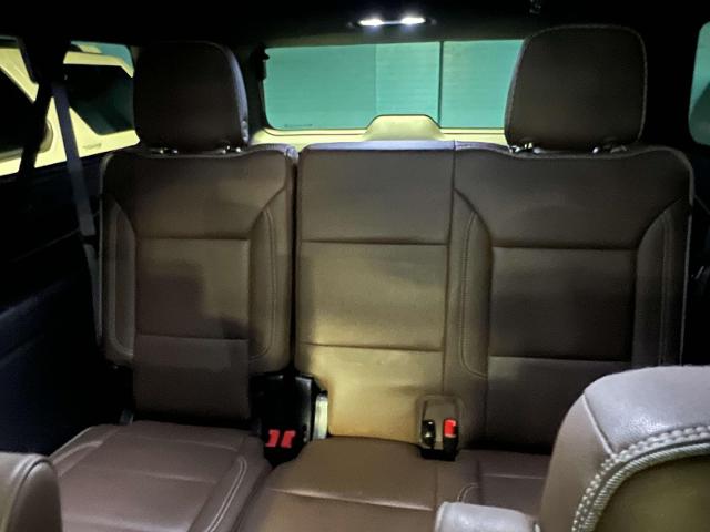 2023 Chevrolet Suburban Vehicle Photo in Roslyn, NY 11576