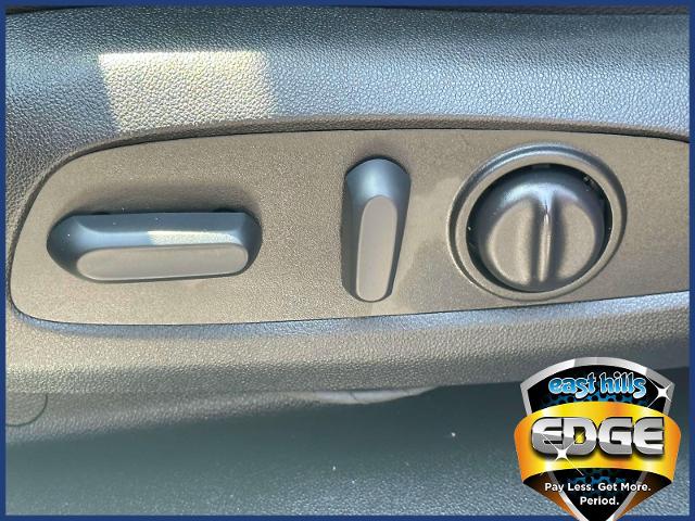 2022 GMC Acadia Vehicle Photo in Roslyn, NY 11576