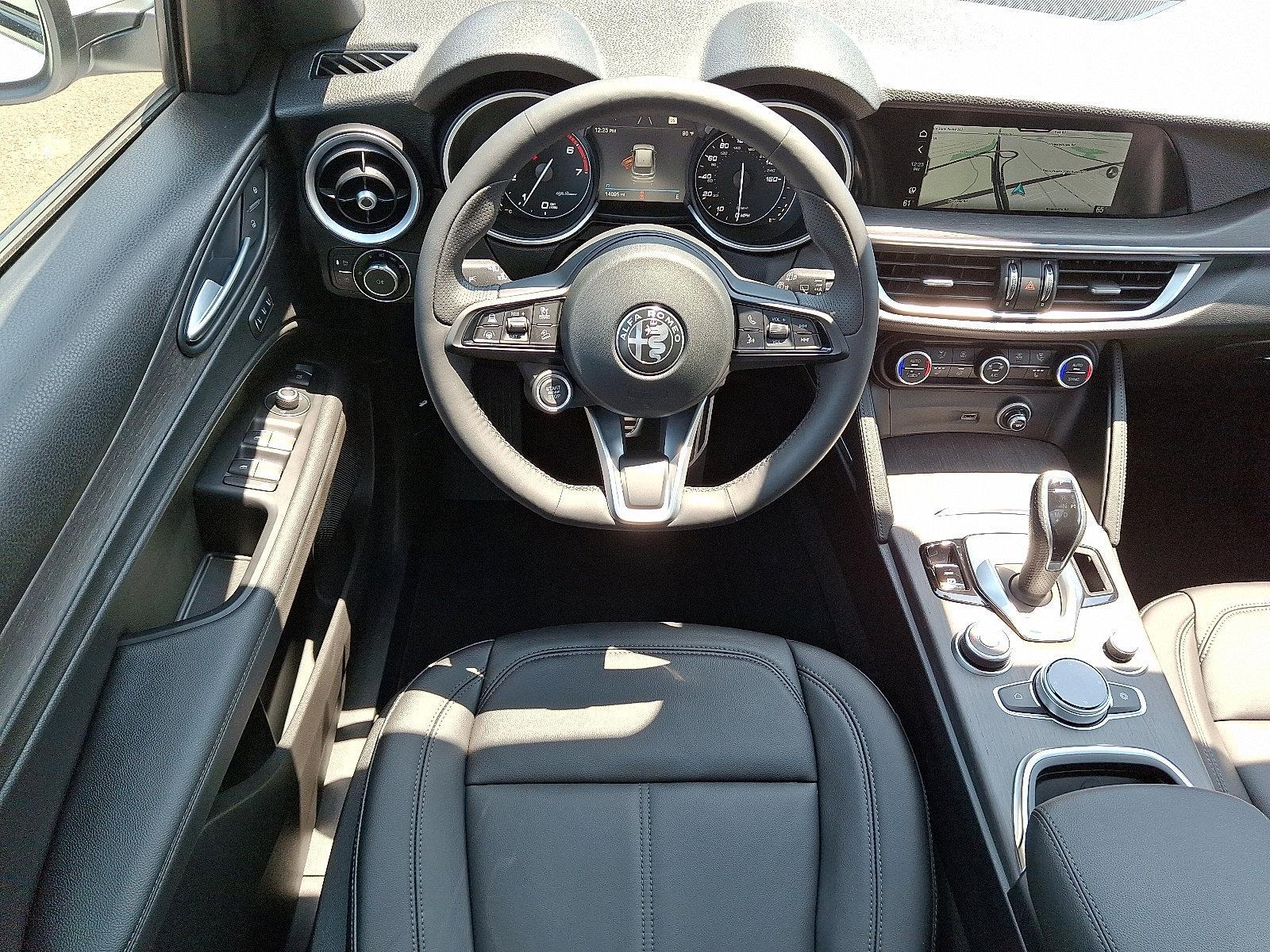 2022 Alfa Romeo Stelvio Vehicle Photo in Willow Grove, PA 19090