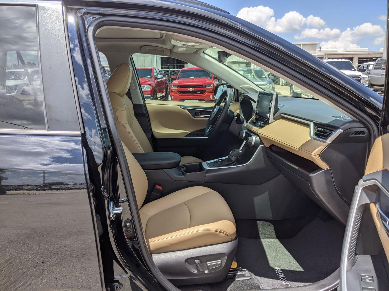 2022 Toyota RAV4 Vehicle Photo in Seguin, TX 78155