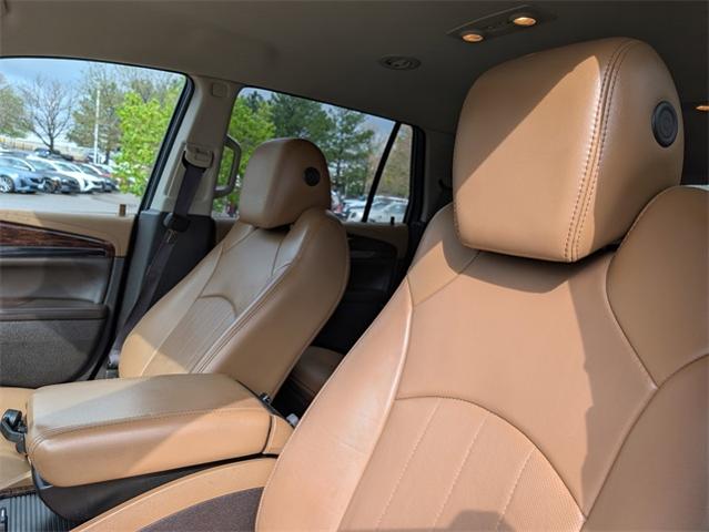 2017 Buick Enclave Vehicle Photo in ENGLEWOOD, CO 80113-6708