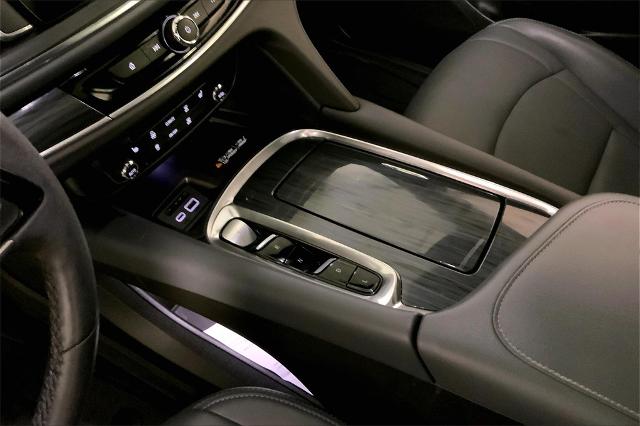 2022 Buick Enclave Vehicle Photo in Lees Summit, MO 64086