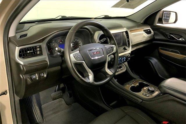 2023 GMC Acadia Vehicle Photo in KANSAS CITY, MO 64114-4545