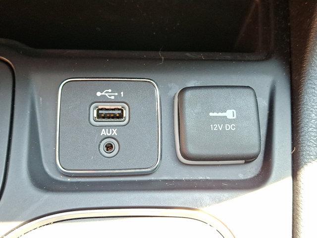 2020 Jeep Cherokee Vehicle Photo in Philadelphia, PA 19116