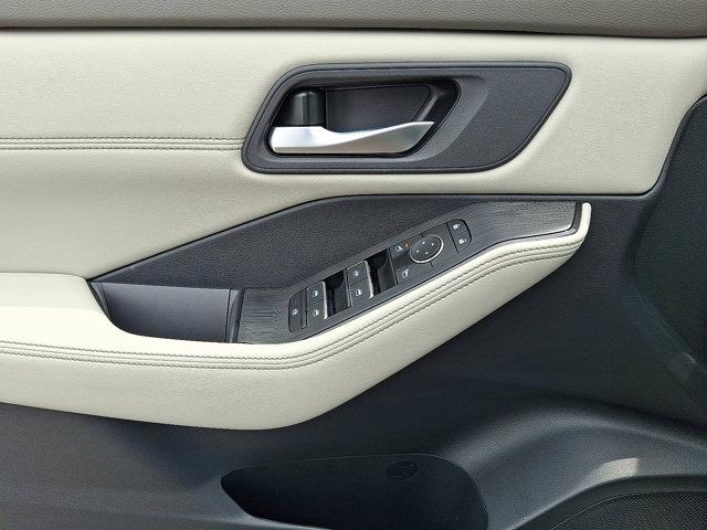 2024 Nissan Rogue Vehicle Photo in Philadelphia, PA 19116