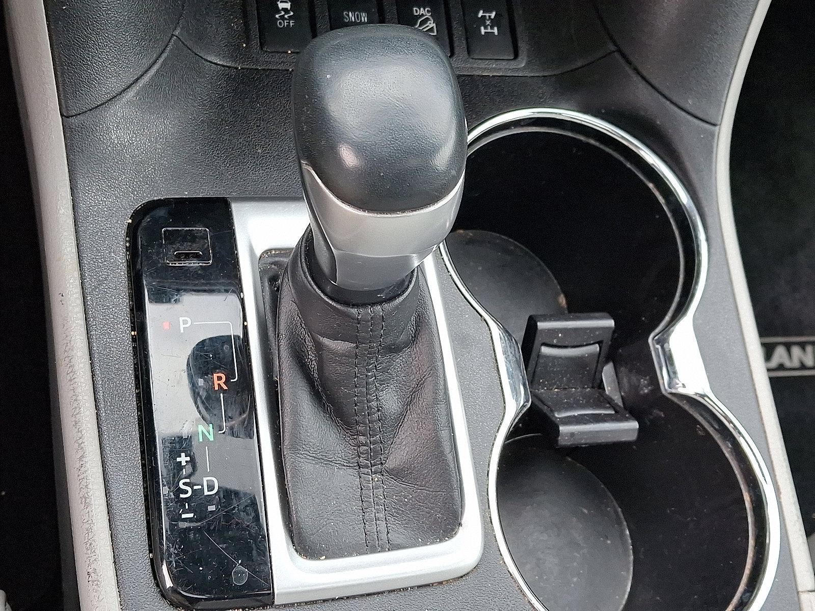 2016 Toyota Highlander Vehicle Photo in Lancaster, PA 17601