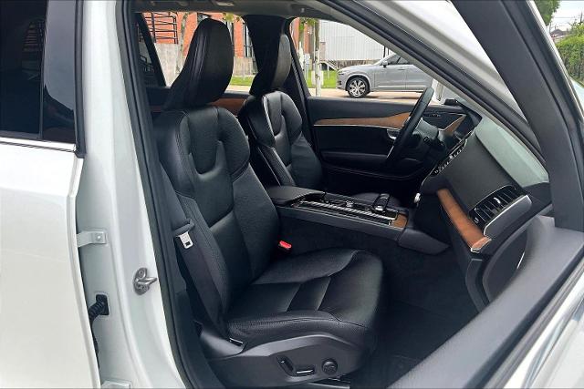 2023 Volvo XC90 Vehicle Photo in Houston, TX 77007