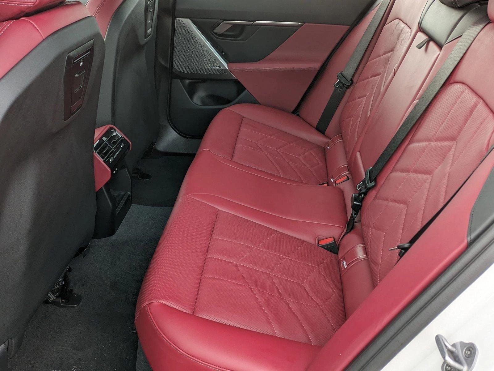 2025 BMW 530i xDrive Vehicle Photo in Rockville, MD 20852