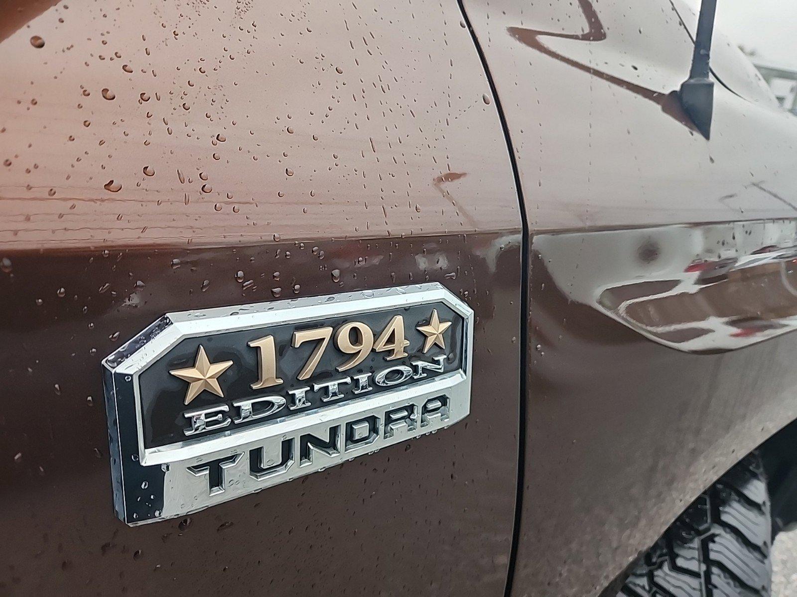 2016 Toyota Tundra 4WD Truck Vehicle Photo in Mechanicsburg, PA 17050