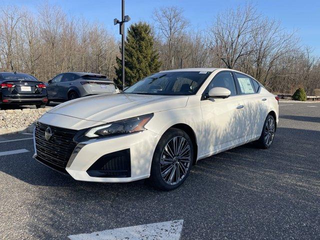 2025 Nissan Altima Vehicle Photo in Flemington, NJ 08822