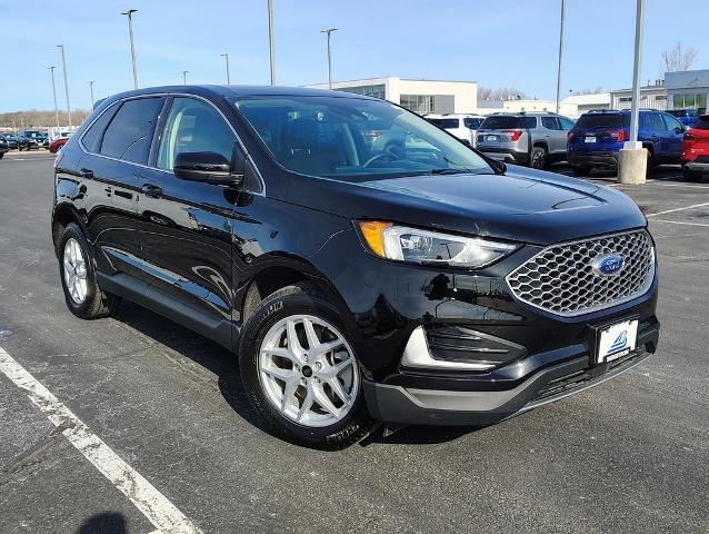 2024 Ford Edge Vehicle Photo in GREEN BAY, WI 54304-5303