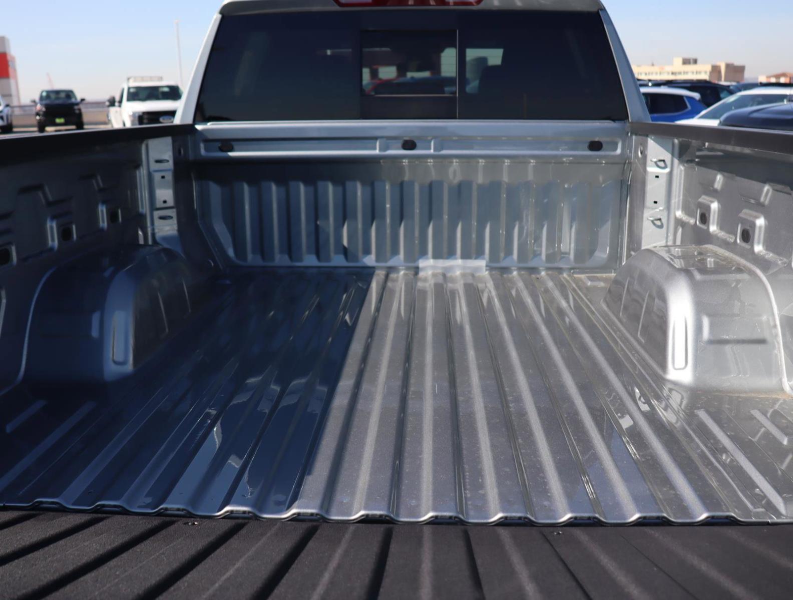 2025 Chevrolet Silverado 1500 Vehicle Photo in LOS ANGELES, CA 90007-3794