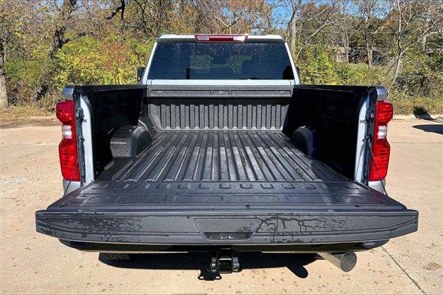 2024 Chevrolet Silverado 2500 HD Vehicle Photo in TOPEKA, KS 66609-0000