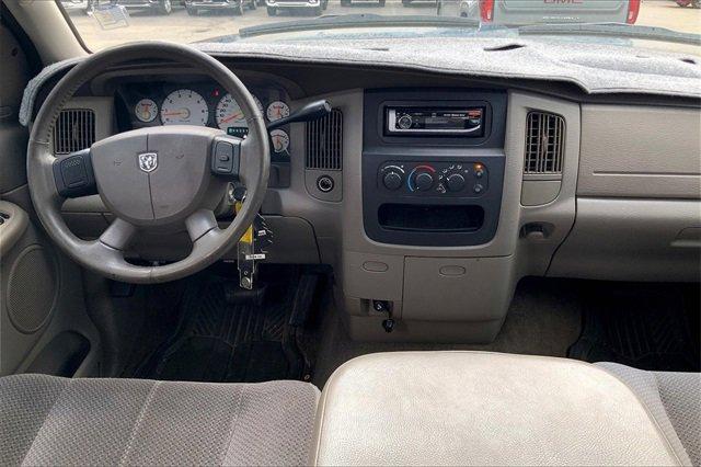 2004 Dodge Ram 1500 Vehicle Photo in INDEPENDENCE, MO 64055-1377