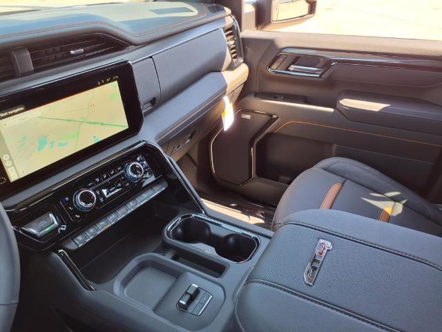 2025 GMC Sierra 2500 HD Vehicle Photo in Denton, TX 76205