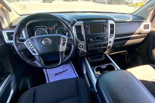 2019 Nissan Titan Vehicle Photo in TOPEKA, KS 66609-0000