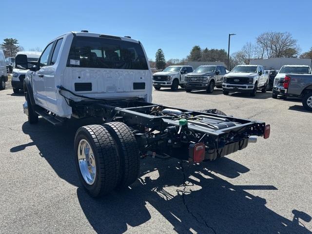 2025 Ford Super Duty F-450 DRW Vehicle Photo in Webster, MA 01570-1415