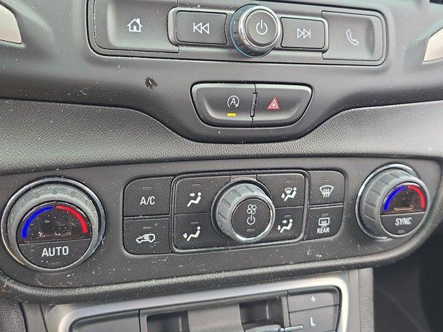 2022 GMC Terrain Vehicle Photo in Pleasant Hills, PA 15236