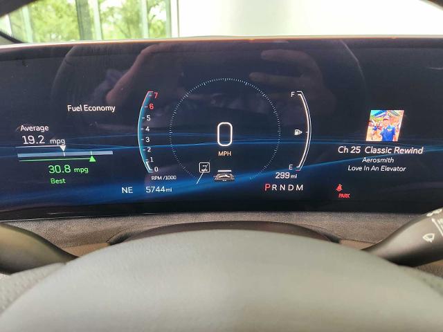 2025 Cadillac XT4 Vehicle Photo in HOUSTON, TX 77079