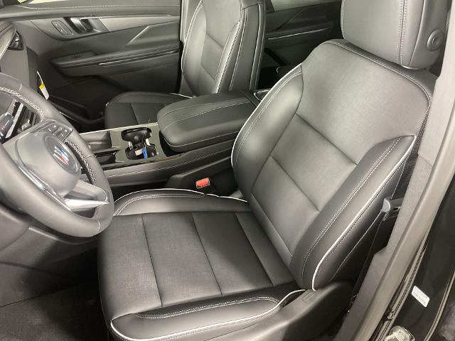 2025 Buick Enclave Vehicle Photo in GILBERT, AZ 85297-0402