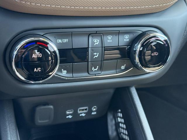 2021 Chevrolet Trailblazer Vehicle Photo in COLUMBIA, MO 65203-3903