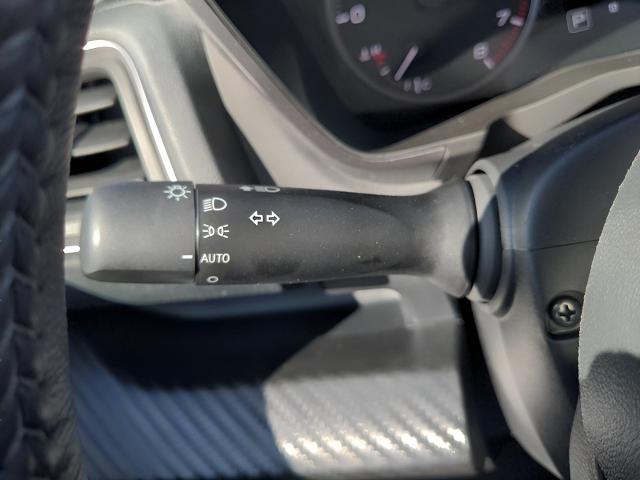2025 Subaru Ascent Vehicle Photo in Green Bay, WI 54304