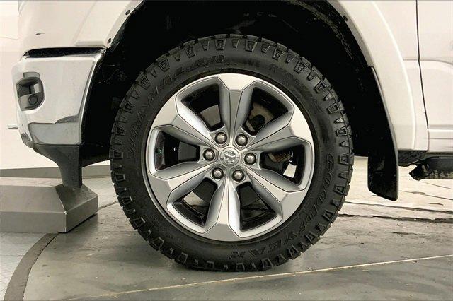 2019 Ram 1500 Vehicle Photo in INDEPENDENCE, MO 64055-1314