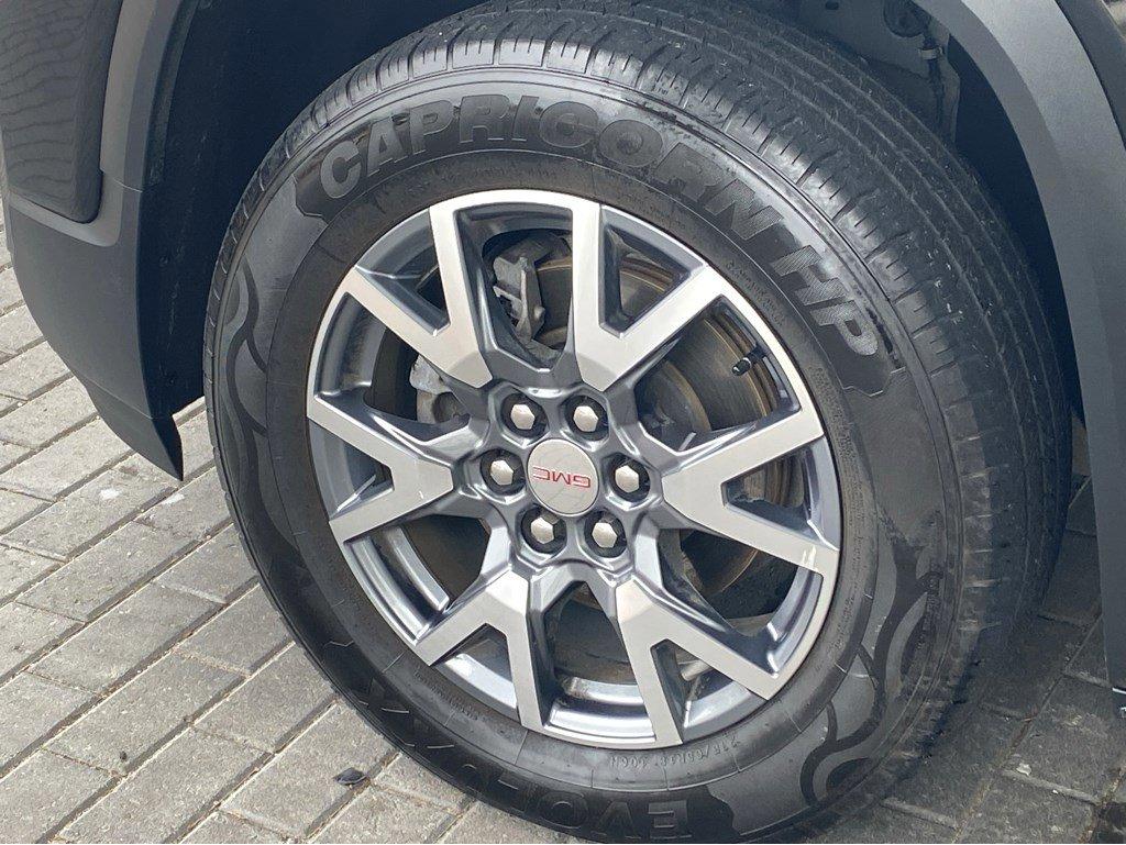 2023 GMC Acadia Vehicle Photo in SAVANNAH, GA 31406-4513