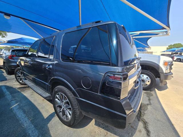 2017 Ford Expedition Vehicle Photo in DENTON, TX 76210-9321
