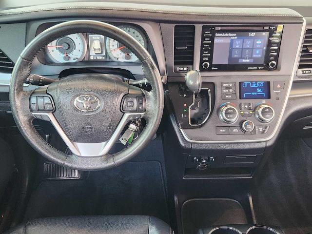 2020 Toyota Sienna Vehicle Photo in HOUSTON, TX 77079