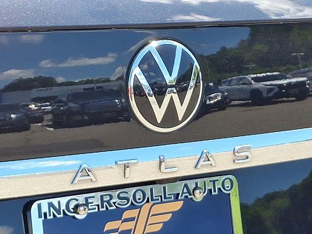 2021 Volkswagen Atlas Cross Sport Vehicle Photo in DANBURY, CT 06810-5034